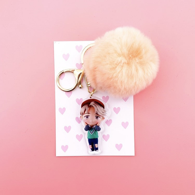 K-POP 防弾少年団 キーホルダー カワイイ ぬいぐるみペンダント かわいい漫画 ぬいぐるみボールペンダント キーチェーン 高品質 K-POP 防弾少年団