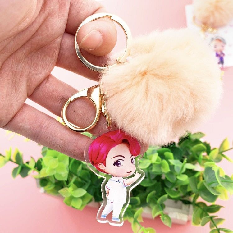 K-POP 防弾少年団 キーホルダー カワイイ ぬいぐるみペンダント かわいい漫画 ぬいぐるみボールペンダント キーチェーン 高品質 K-POP 防弾少年団
