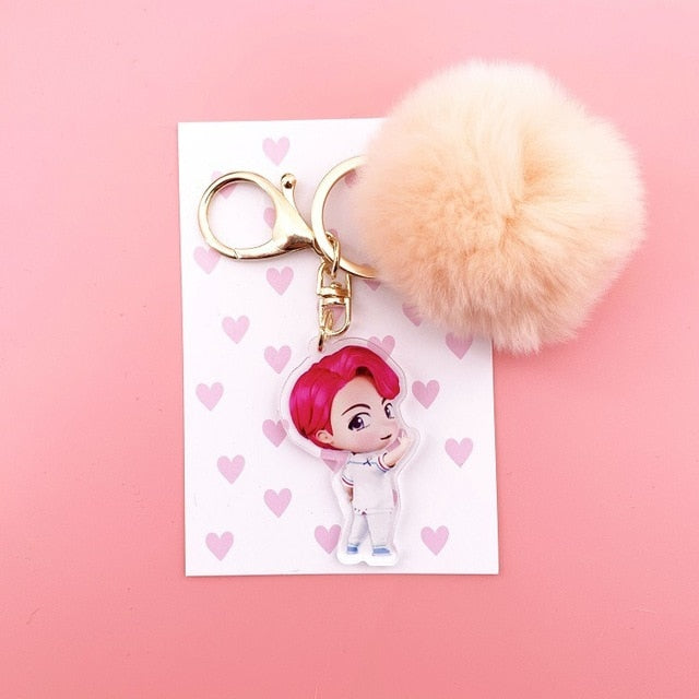 K-POP 防弾少年団 キーホルダー カワイイ ぬいぐるみペンダント かわいい漫画 ぬいぐるみボールペンダント キーチェーン 高品質 K-POP 防弾少年団