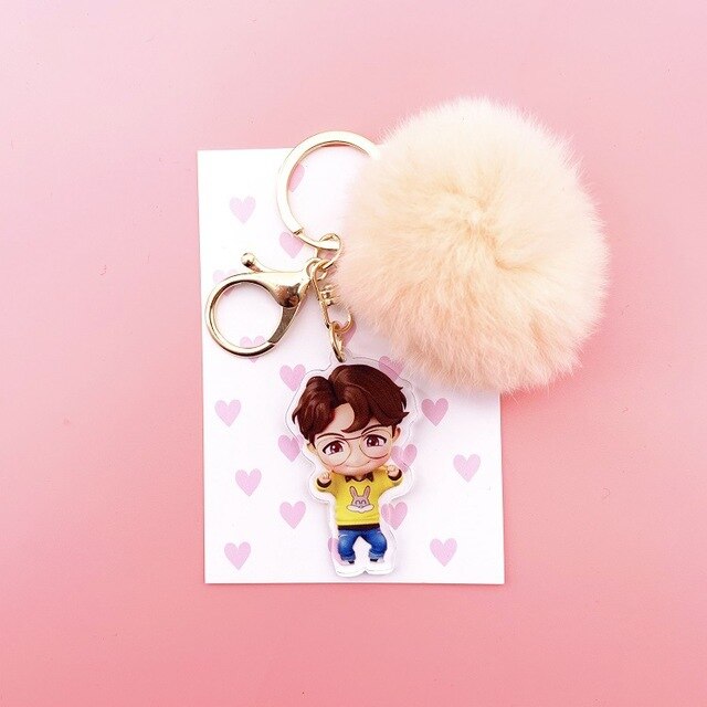 K-POP 防弾少年団 キーホルダー カワイイ ぬいぐるみペンダント かわいい漫画 ぬいぐるみボールペンダント キーチェーン 高品質 K-POP 防弾少年団