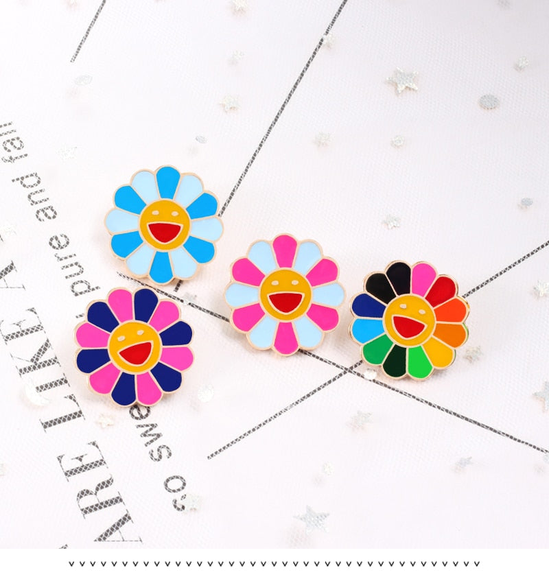 4 Colors Kpop Flowers Broche Fashion Rainbow Flower Enamel Pins Smiling Sunflower Brooches Cute Bag Icon Badges Men Women Gifts