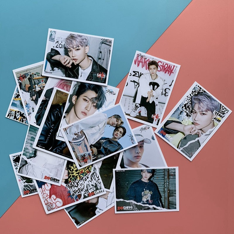 16PCS/Set Kpop Stray Kids Photo Cards New Album GO LIVE LOMO Card Photocard Self Made Cards For Fans Collection
